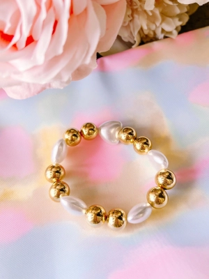 BEADED LOVE BRACELET
