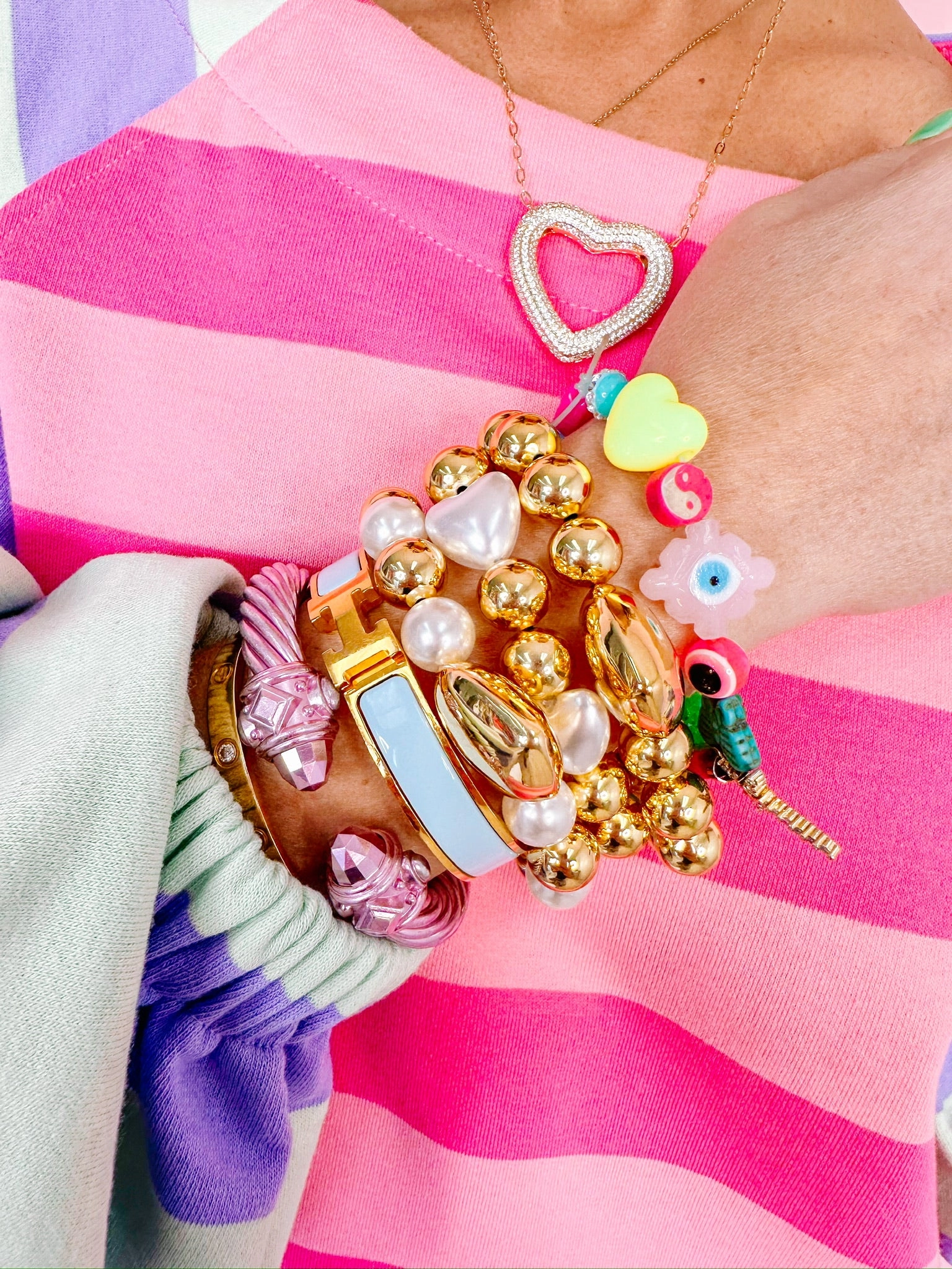 BEADED LOVE BRACELET