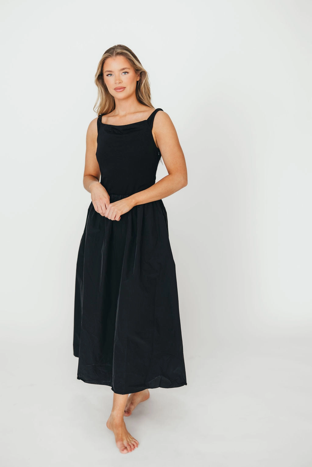Bethany Off-Shoulder Midi Dress in Black