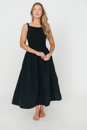 Bethany Off-Shoulder Midi Dress in Black