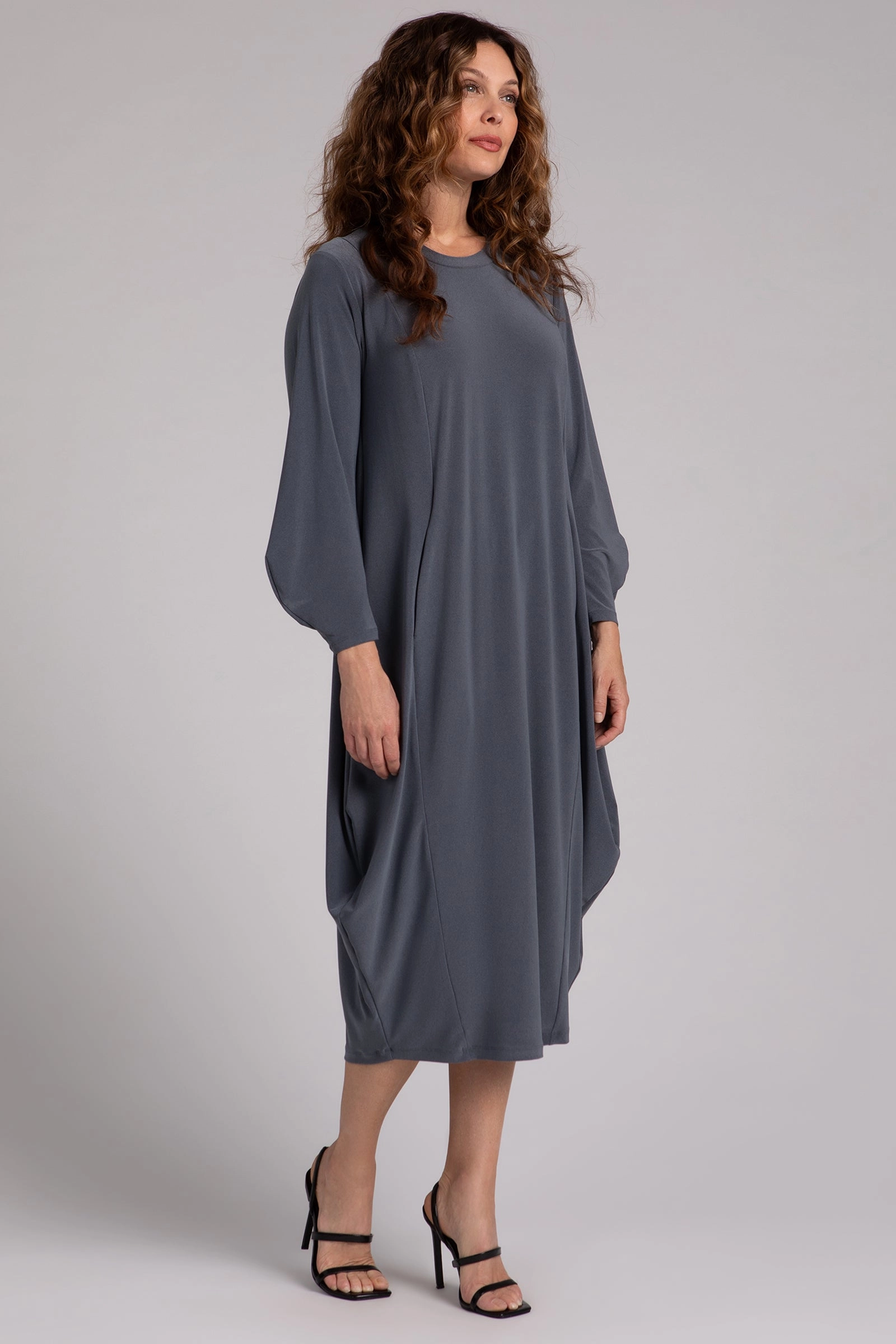 Easy Crew Neck Lantern Dress | Melange Gunmetal