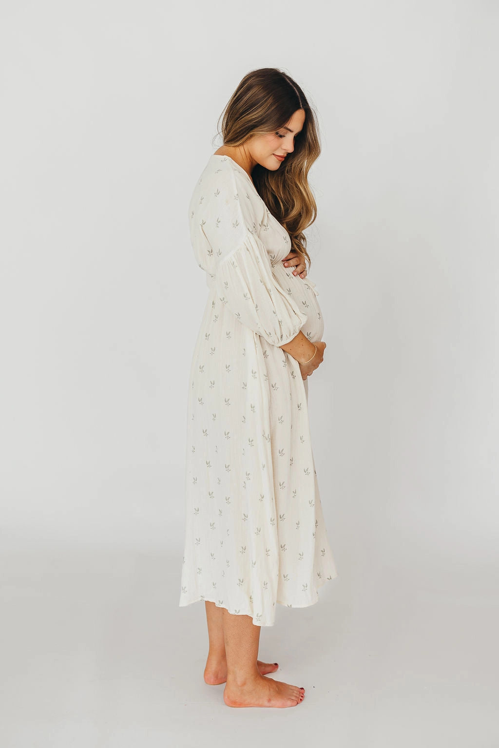 Hunter 100% Cotton Gauze Midi Dress in Soy/Sage Foliage - Bump Friendly and Inclusive Sizing