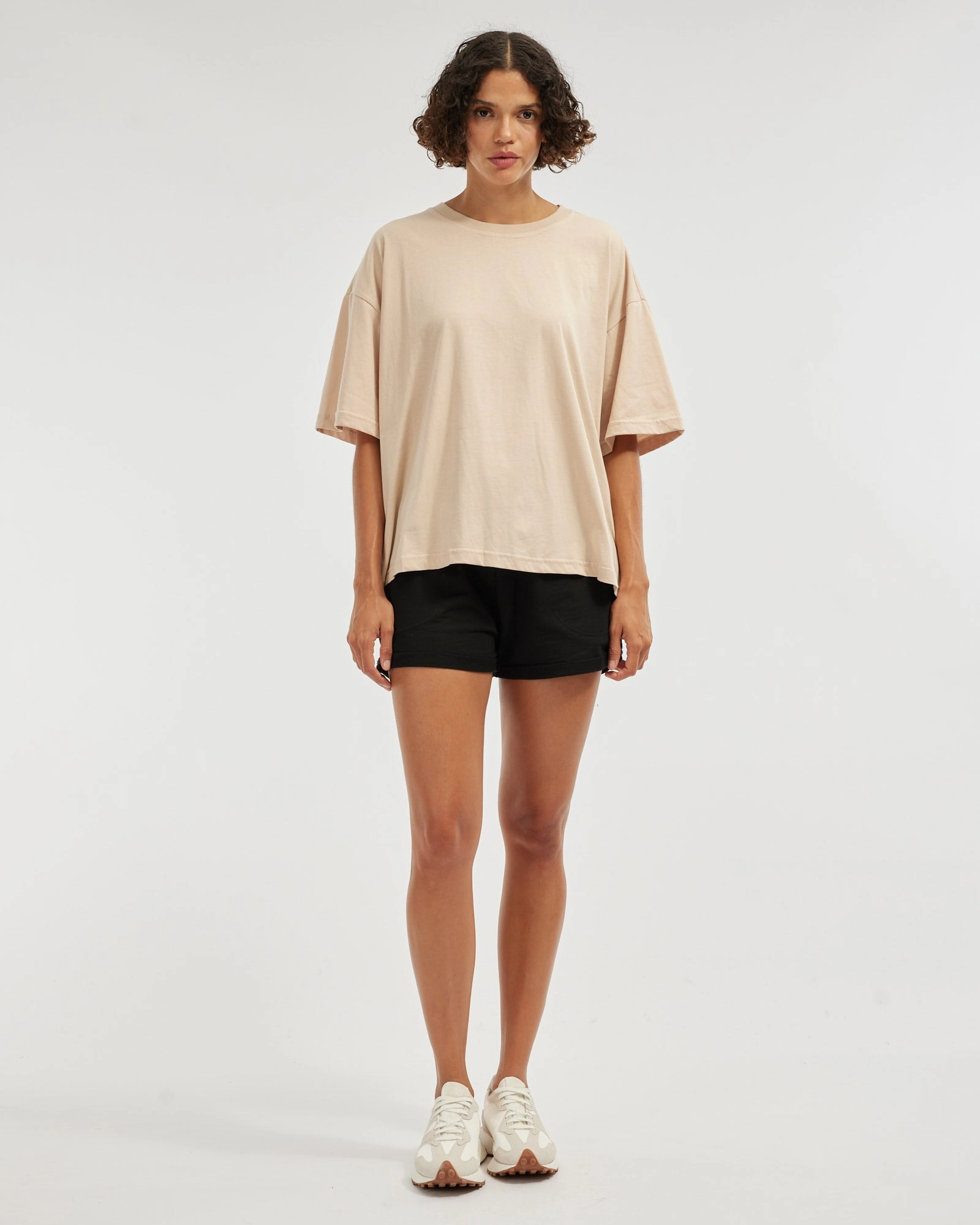 Leah Boyfriend Tee - Hummus