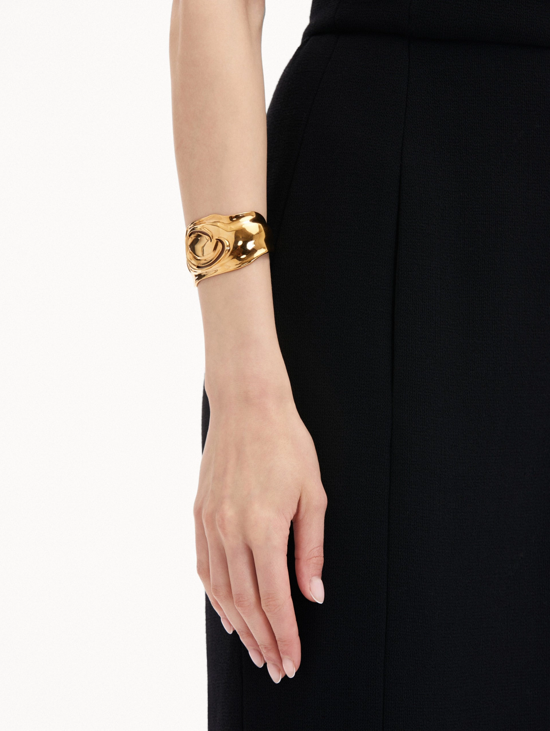 O Cuff Bracelet
