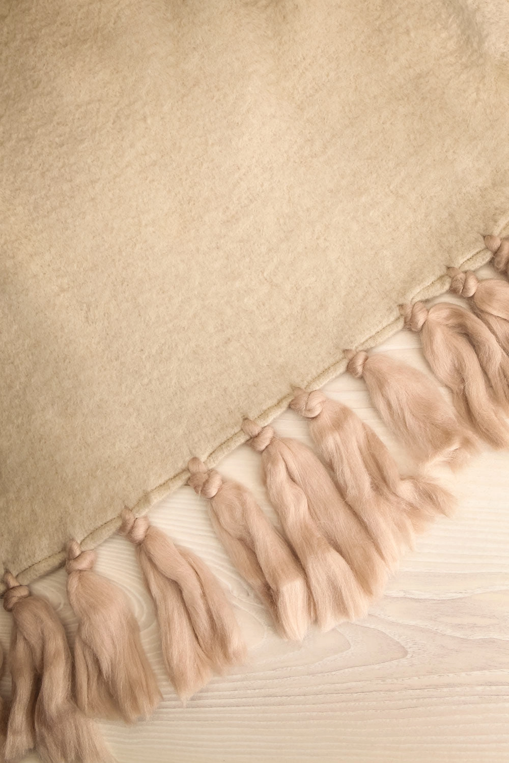 Oslo Throw Taupe | Cozy Blanket