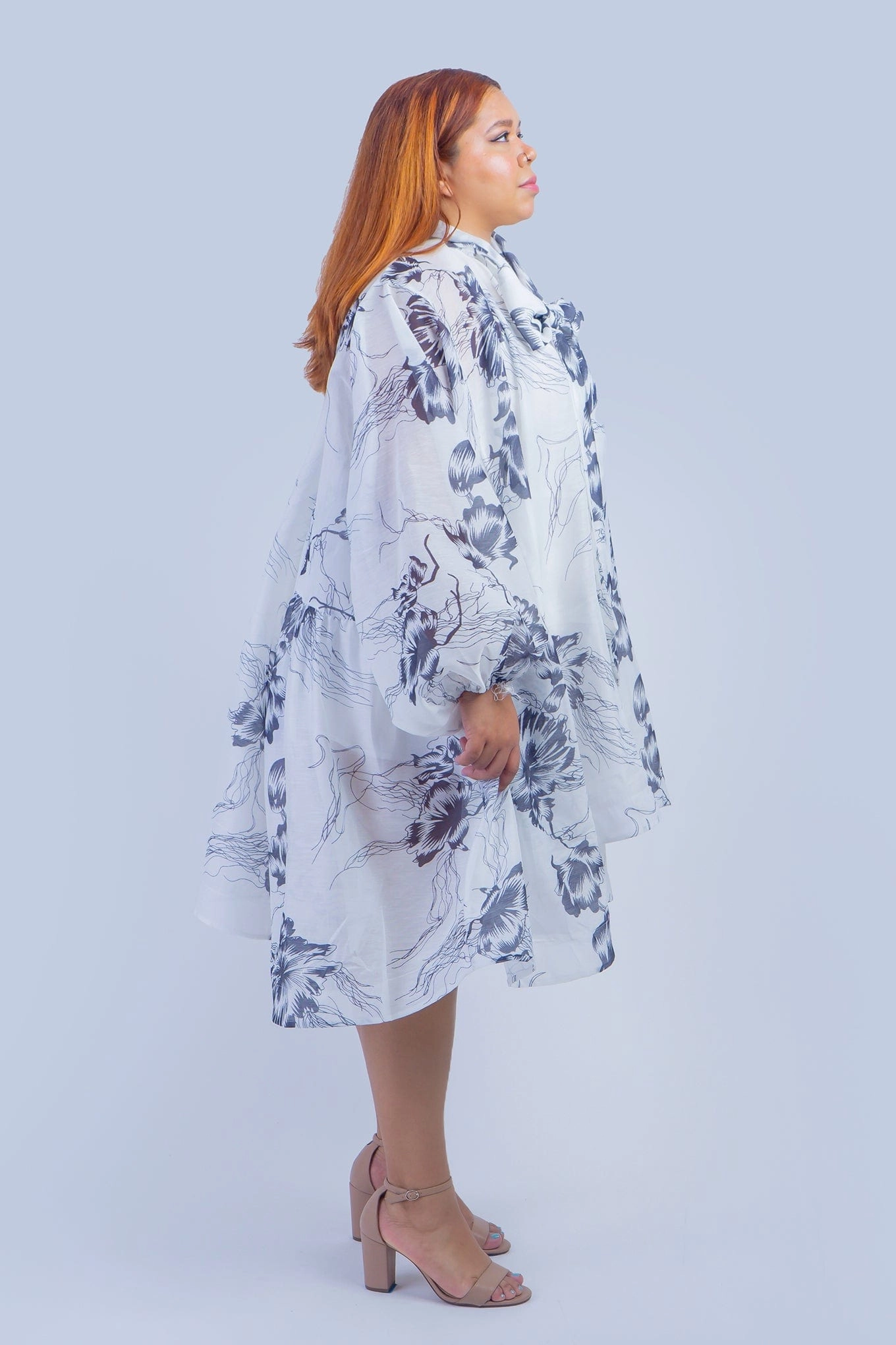 Oversize One Size White and Black Floral Dress