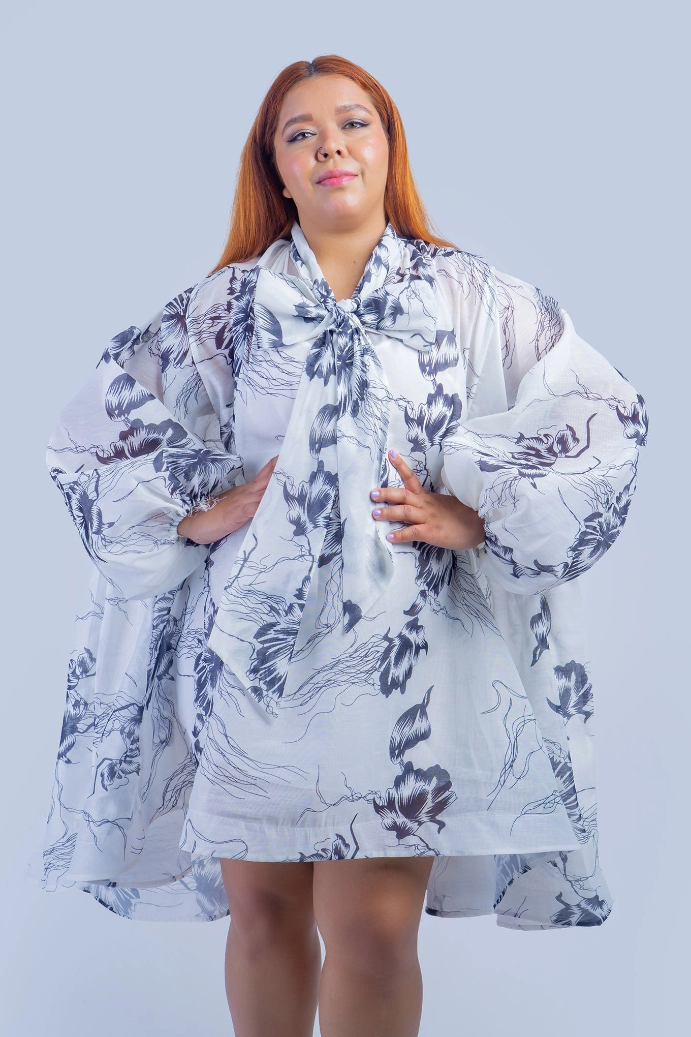 Oversize One Size White and Black Floral Dress