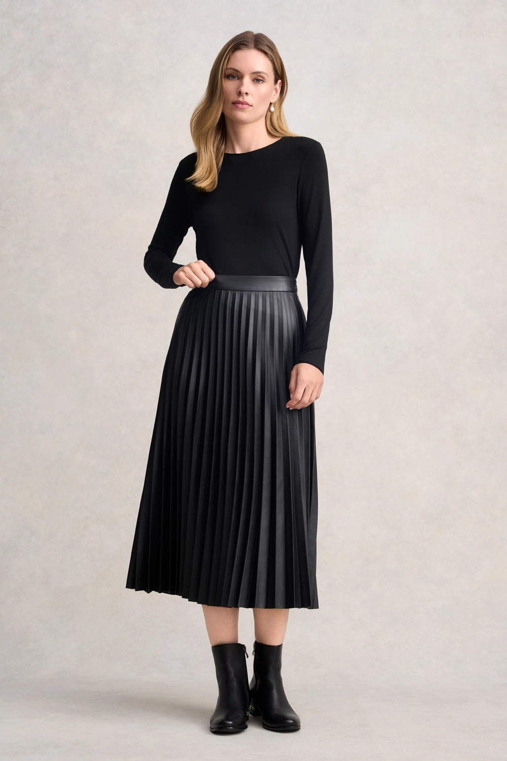 Pleated Faux Leather Skirt - Black