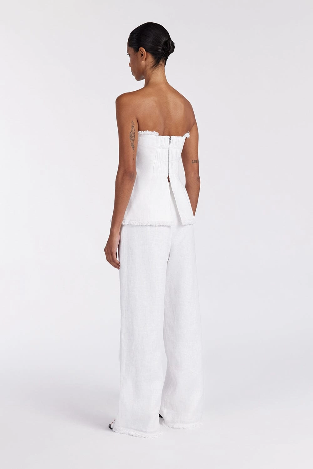 ZAHARA WHITE LINEN STRAPLESS TOP